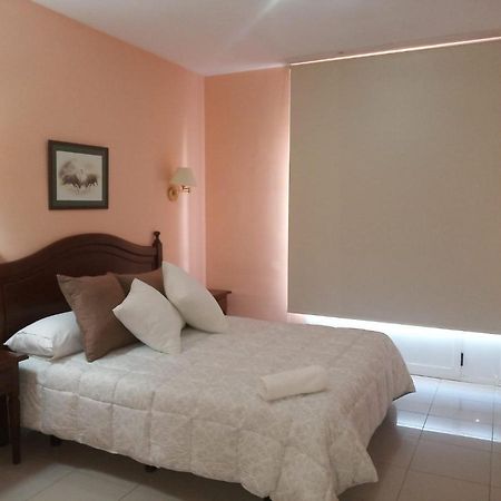 Hostal Restaurante Pacos Herrera del Duque Dış mekan fotoğraf