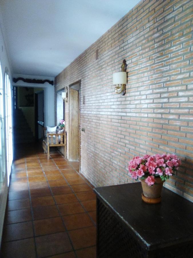 Hostal Restaurante Pacos Herrera del Duque Dış mekan fotoğraf